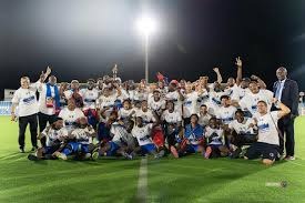 铃木一朗在 2010 年达成连续十年单季 200 支安打，刷新了大联盟历史纪录