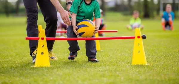 《ARC Raiders》依然热度不减！玩家留存率竟高达90%